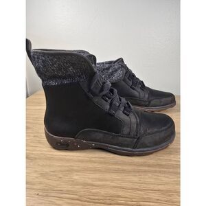Chaco Barbary Casual Ankle Boots Womens Size 7.5 EU 38.5 Black Leather Gray Wool